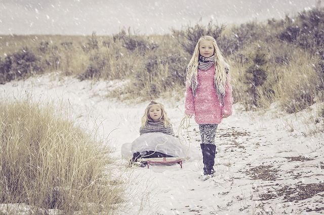 holčičky na sněhu